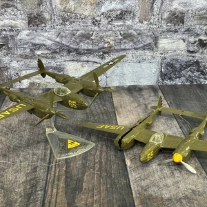 Vintage P-38 Lightning Airplane Plastic Model WWII Fighter Lot Of Two With Stand - Picture 1 of 11