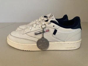 Reebok Club C 35th Anniversary Men’s 6/Women’s 8 Chalk/Paper White/Colleg Navy - Picture 1 of 15
