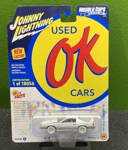 Johnny Lightning OK AUTOS USADOS - 1991 Chevrolet Camaro Z28 1LE White Lightning - Imagen 1 de 2