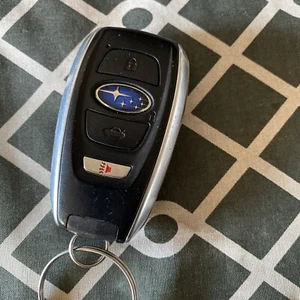 SUBARU OEM LEGACY OUTBACK Mando a distancia Llave inteligente HYQ14AHC EN MUY BUEN ESTADO - Imagen 1 de 8