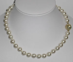 Perlenkette weiß Magnetverschluß 43 cm lang - neu - Bild 1 von 1