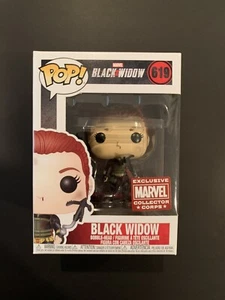 Funko Pop Black Widow #619 Battle Marvel Collector Corps con protector - Imagen 1 de 6