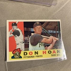 1960 Topps #373 Don Hoak Pittsburgh Pirates Nice Color No Creases Ready To Grade - Picture 1 of 7
