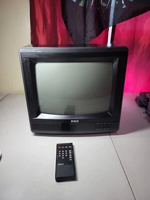 VTG RCA XL-100 CRT Retro RF Gaming TV 13” Model E13135EB W/ Remote Free Shipping - Image 1 of 4