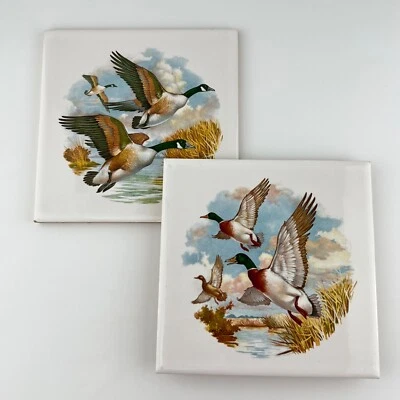 Juego de 2 remaches de azulejos de cerámica vintage Hyalyn Game Birds pato ganso canadiense 6" Foto 1 de 4