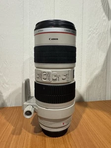 Canon EF 70-200mm f/2.8 L IS USM Zoom Telephoto Lens - Picture 1 of 11