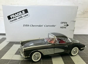 Danbury Mint 1958 Chevy Corvette Roadster 1/24 #DM1330M anthrazit (BOX & COA) - Bild 1 von 18