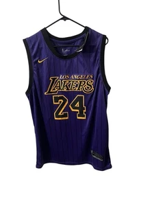 Nike Kobe Bryant La Lakers Lila #24 Trikot Gr. XL Swingman NBA Neu mit Etikett - Bild 1 von 12