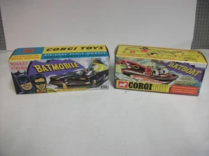 NEW UN-OPENED CORGI RE-ISSUE 267 BATMOBILE & 107 BATBOAT & TRAILER - Picture 1 of 3