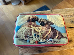 Vintage Geo Bassett Confectionary / Sweets Tin – Pekinese Dogs in Sewing Basket! - Picture 1 of 6