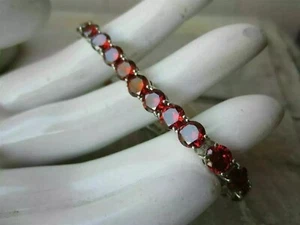 Brazalete tenis para mujer enchapado en oro blanco de 14 quilates granate simulado corte redondo de 6 quilates - Imagen 1 de 4