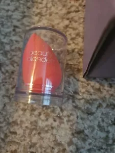 The Original BEAUTY BLENDER Makeup Sponge - Full Size - NEW Sealed - Picture 1 of 2