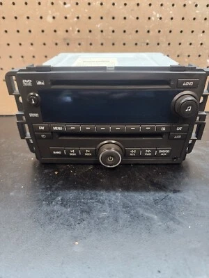 GMC Yukon 2010-2013 reproductor de CD DVD receptor de radio 20939999 OEM Foto 1 de 4