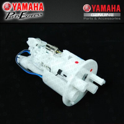 YAMAHA YZF-R6 YZFR6 R6 2008-2010 OEM GENUINO BOMBA DE COMBUSTIBLE MONTAJE GAS Foto 1 de 4