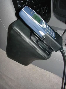 KUDA phone holder for Audi A4 B5 from 1994 RHD - Zdjęcie 1 z 1