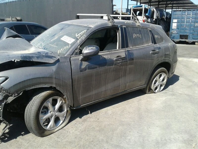 HR-V      2023 Rear Side Door 121355 Foto 1 de 4