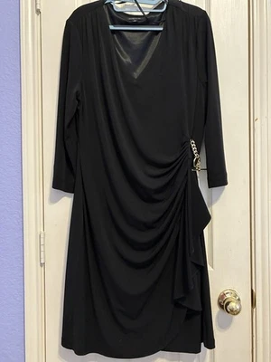 Vestido TAHARI Arthur S. Levine ASL drapeado cadena dorada negro manga 3/4 talla 16 Foto 1 de 4