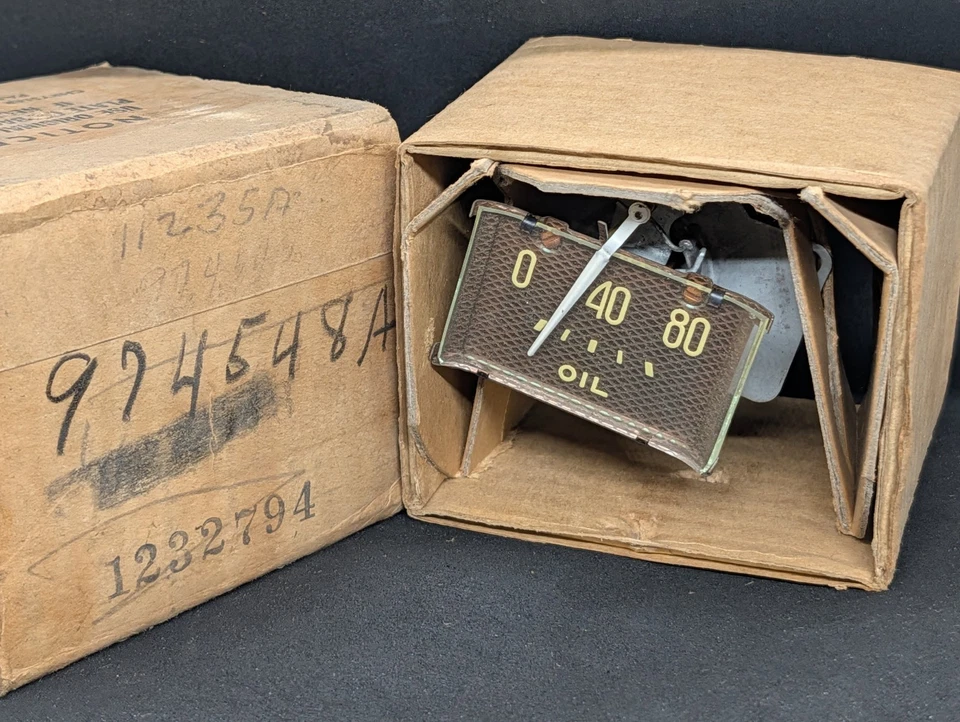NUEVO 1942 1946 1947 1948 CHRYSLER INDICADOR DE PRESIÓN DE ACEITE INDICADOR DE TABLERO 1232794 Foto 1 de 4