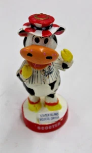 2003 Staten Island Yankees Scooter Holy Cow Bobblehead Mascot Minor League - Picture 1 of 6
