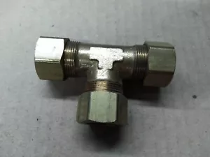 364-12-12-12 Brass Compression Tube Union Tee Fitting for 3/4" OD Tube - Picture 1 of 1
