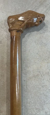 Bastón de madera vintage raro con diseño de búfalo tallado a mano Foto 1 de 4