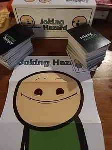 Joking Hazard Gioco di Carte per Adulti Cianuro e Felicità, con Kickstarter Thank You Pack - Foto 1 di 3