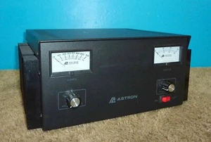 Astron VS-70M Variable DC Power Supply *Tech Special* - Zdjęcie 1 z 9