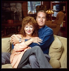 Shelley Fabares 8x10 Photo 4925-9 Coach Craig T. Nelson - Picture 1 of 1