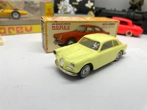 ANCIENNE NOREV PLASTIQUE ALFA ROMEO SPRINT 1300  N°11 ECH 1/43 - Imagen 1 de 7