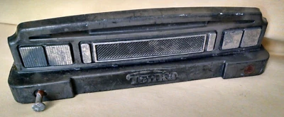 PARAGOLPES RESTAURACIÓN PIEZAS TONKA BRONCO CHEVRON SECCIÓN 811722 A PLÁSTICO NEGRO. Foto 1 de 4