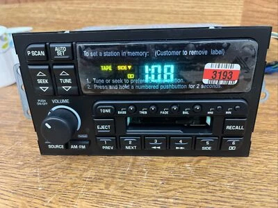 NUEVO ~ 1995-2003 Buick Park Ave Avenue Regal Riviera AM/FM/Cassette Radio Combo Foto 1 de 4