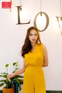 Women sexy French Silk fabric yellow v neck sleeveless Wide leg Jumpsuit romper - Picture 1 of 4
