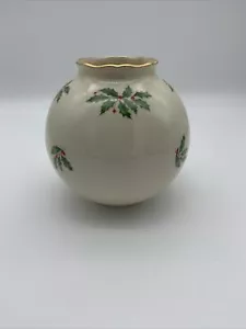 LENOX Holiday Dimensions Holly & Berries 24K Gold Trim Christmas Globe Vase - Picture 1 of 5