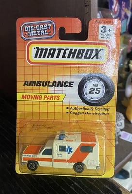 Vintage 1993 Matchbox Ambulance White Motors Collection Moving Parts MB 25 1:64 - Image 1 of 2