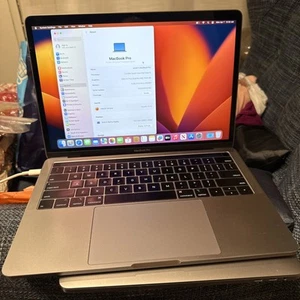 Apple MacBook Pro A1989 13 Core i5 8GB 256GB Gray 2018 - Picture 1 of 10