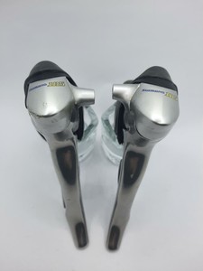 AXEVO Griffgummis Blau Shimano Ultegra ST-6600 & 105 ST-5600 Schalthebel STI AXEVO Griffgummis Blau Shimano Ultegra ST-6600 & 105 ST-5600 Schalthebel STI