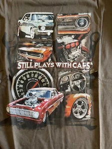 Herren Newport blau STILL PLAYS WITH CARS Tee CAR SHOW T-SHIRT braun Größe Medium - Bild 1 von 4
