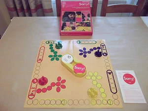 VINTAGE SORRY 1977 BOARD GAME BY WADDINGTONS - COMPLETE & IN V.G. CONDITION. - Picture 1 of 6