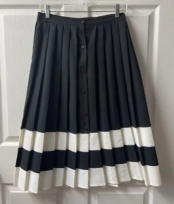Emeral Isle Sportwear Pleated Skirt Juniors Size 13-14 Midi USA Quiet Luxury - Image 1 of 4