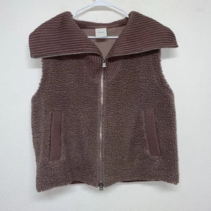Chaleco Sherpa Varley Taupe Aspen Mujer Talla L Gorpcore Silencioso Lujo Exterior - Imagen 1 de 7