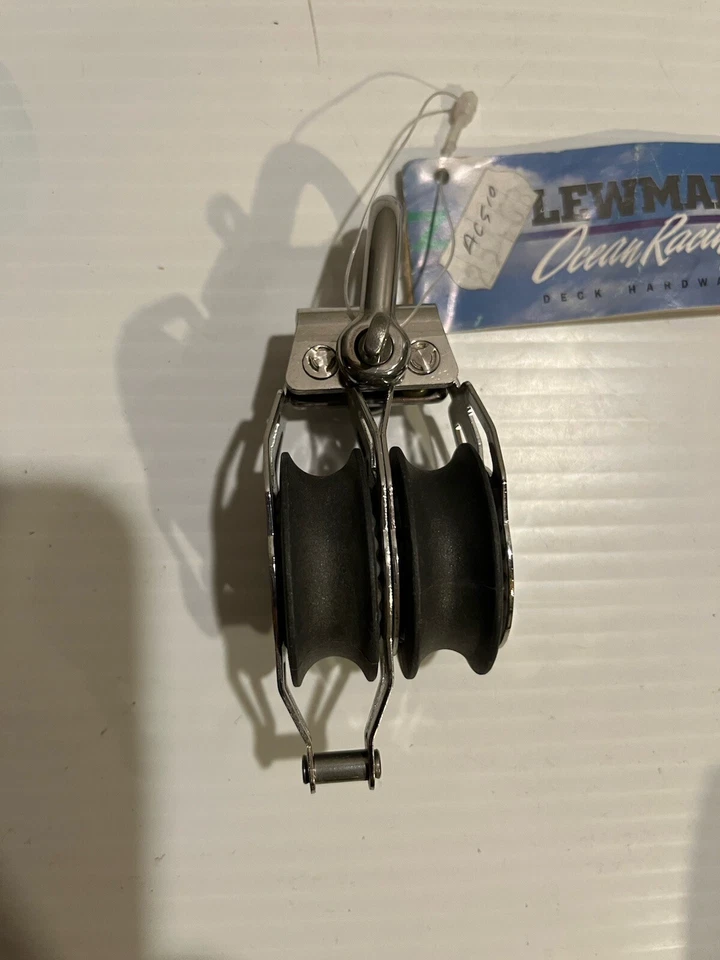 Lewmar Ocean Racing 40 毫米双滚珠轴承座带 Becket-全新帆船滑轮 — 第 1/4 张图片
