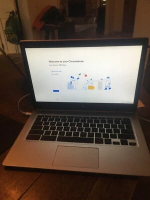 Libro cromado hp 13 pulgadas. usado en buen estado color: plata/gris restablecido de fábrica Foto 1 de 3