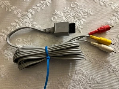 Official OEM Nintendo Wii AV RCA Cable RVL-009 – Genuine Nintendo – Used - Image 1 of 4