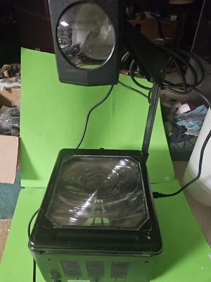 da-lite g100  Overhead Projector  cleaned with new lamp FREE SHIPPING!!! - Image 1 of 3
