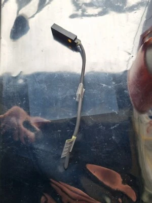 OMRON TL-W3MC1 PROXIMITY SENSOR (IN27s3B1) - Image 1 of 3