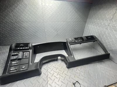 1995-1997 GMC Jimmy Speedometer/Radio Bezel Assembly - Изображение 1 из 4