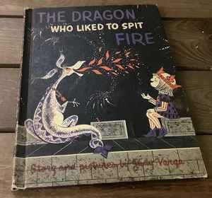 The Dragon Who Like to Spit Fire - Judy Varga (1962) Vintage Weekly Reader - Foto 1 di 7