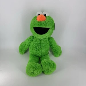 Sesame Workshop 2017 Sesamstraße Going Green Elmo 15 Zoll Plüsch - Neu - Bild 1 von 9