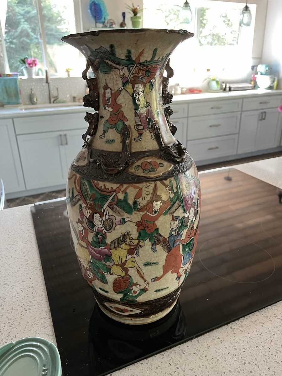 中国花瓶 年代品 古董品美術品 中国古董花瓶，饰有女士和鹿//民国时期（1912-1949