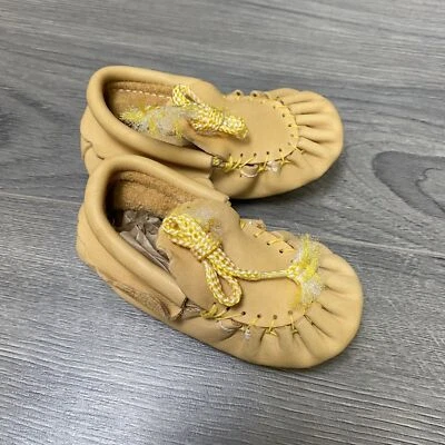 Moccasins Made In Canada Leather Size 6-12m Canadian For Baby Toddler Light Tan - Image 1 of 4